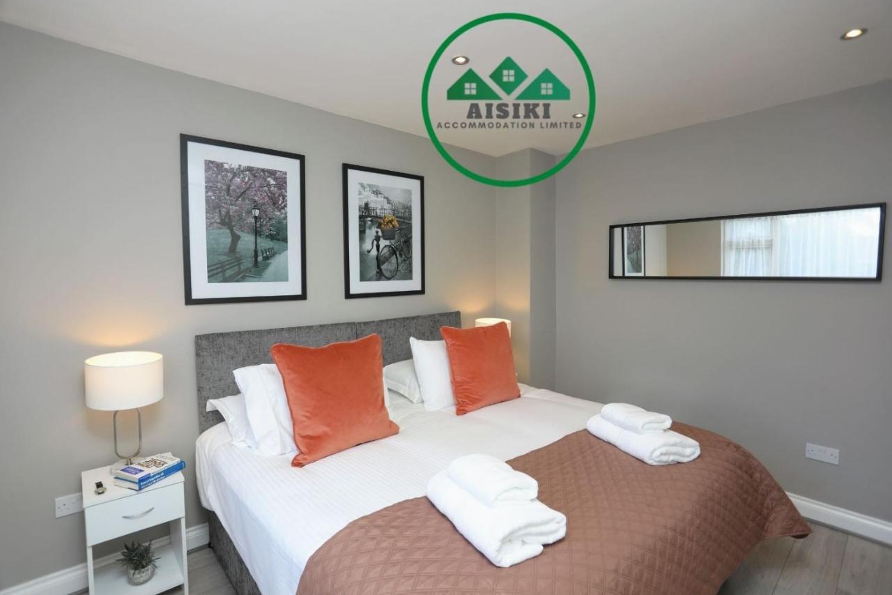 Holiday home Fw Haute Apartments: Pet-friendly Garden With Free Parking