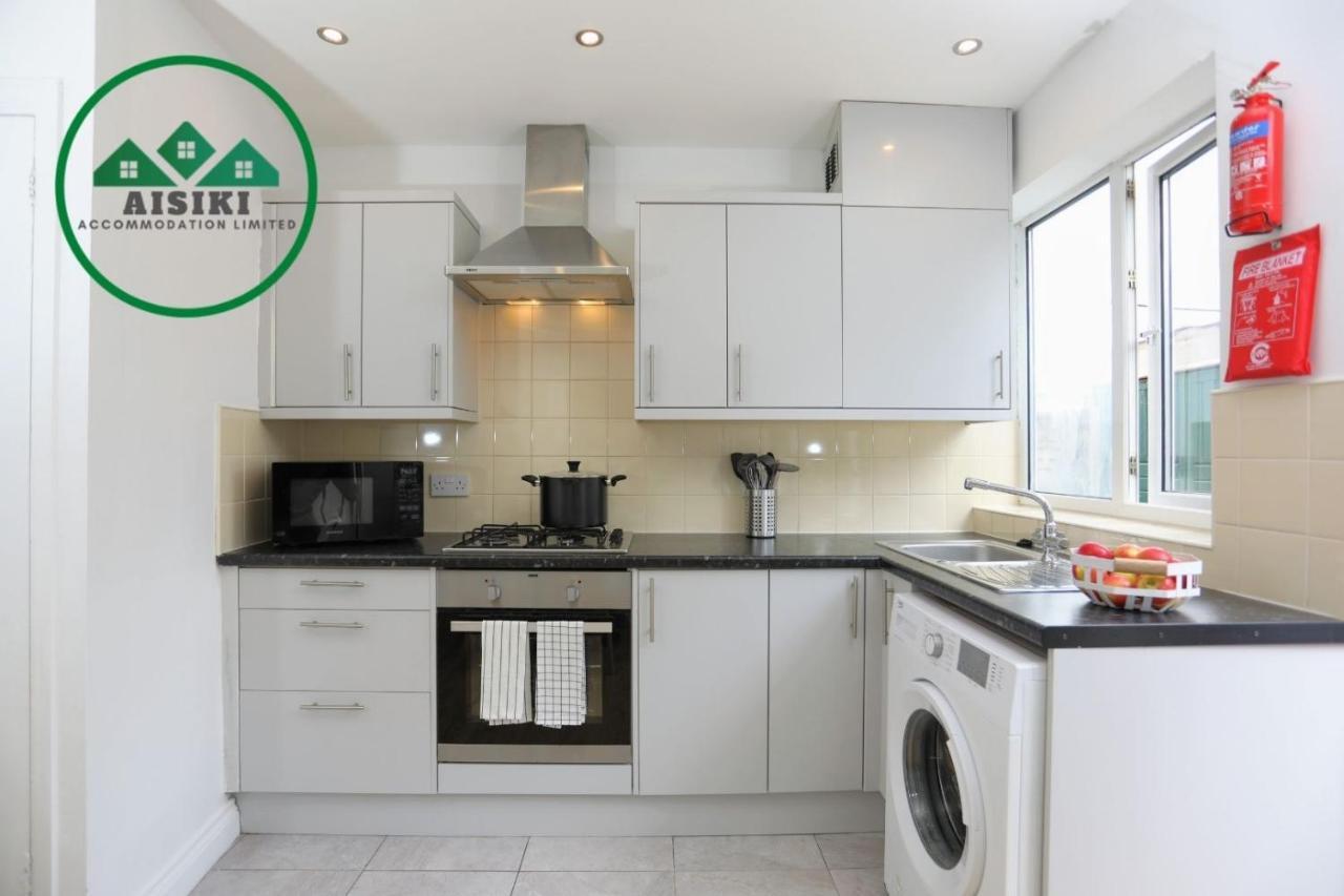Fw Haute Apartments: Pet-friendly Garden With Free Parking Holiday home