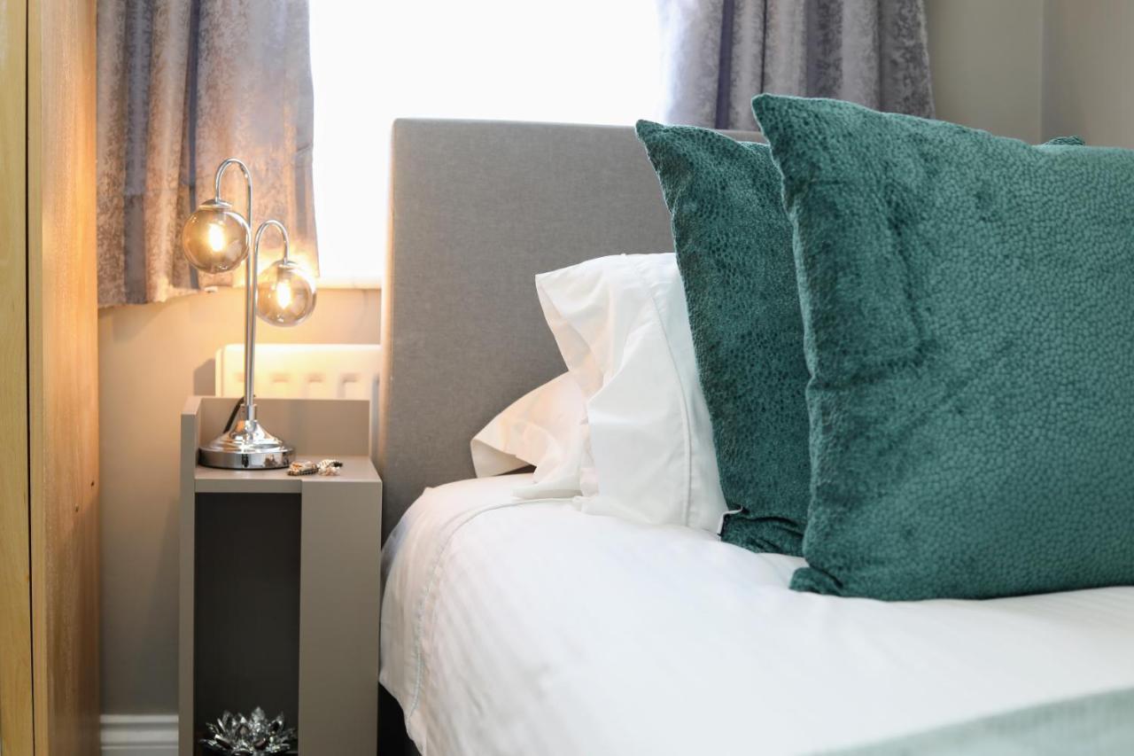 Holiday home Fw Haute Apartments: Pet-friendly Garden With Free Parking *