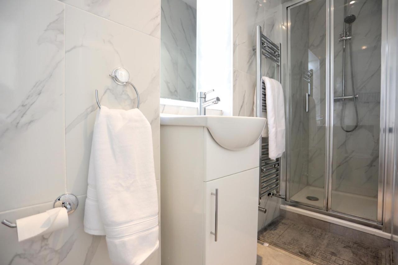 Fw Haute Apartments: Pet-friendly Garden With Free Parking Holiday home *